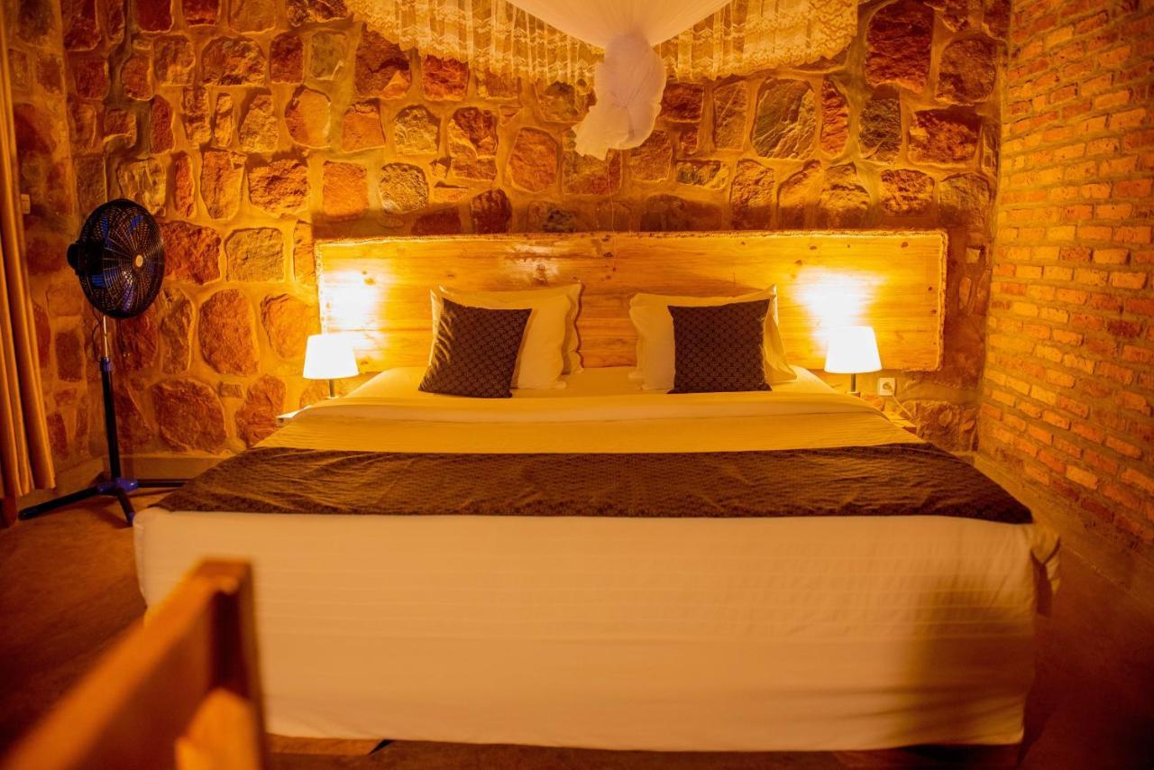 Akagera Transit Lodge 외부 사진