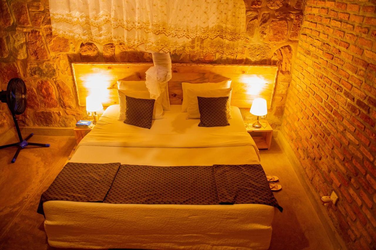 Akagera Transit Lodge 외부 사진