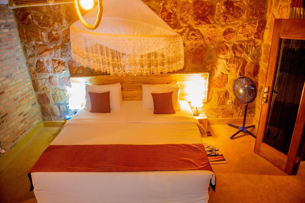 Akagera Transit Lodge 외부 사진
