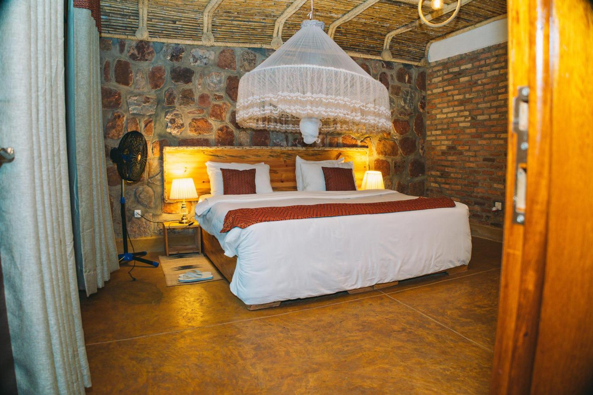 Akagera Transit Lodge 외부 사진