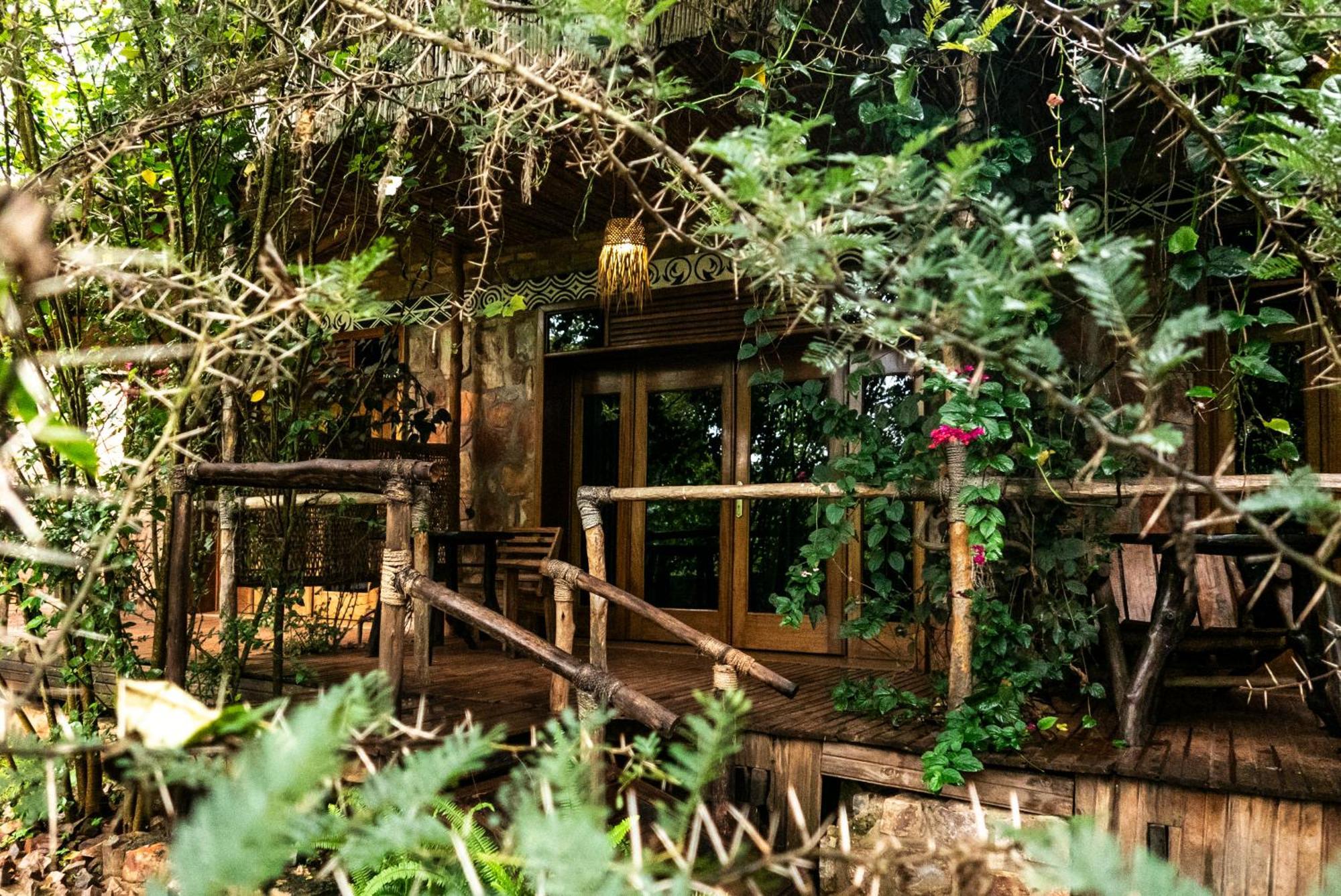 Akagera Transit Lodge 외부 사진