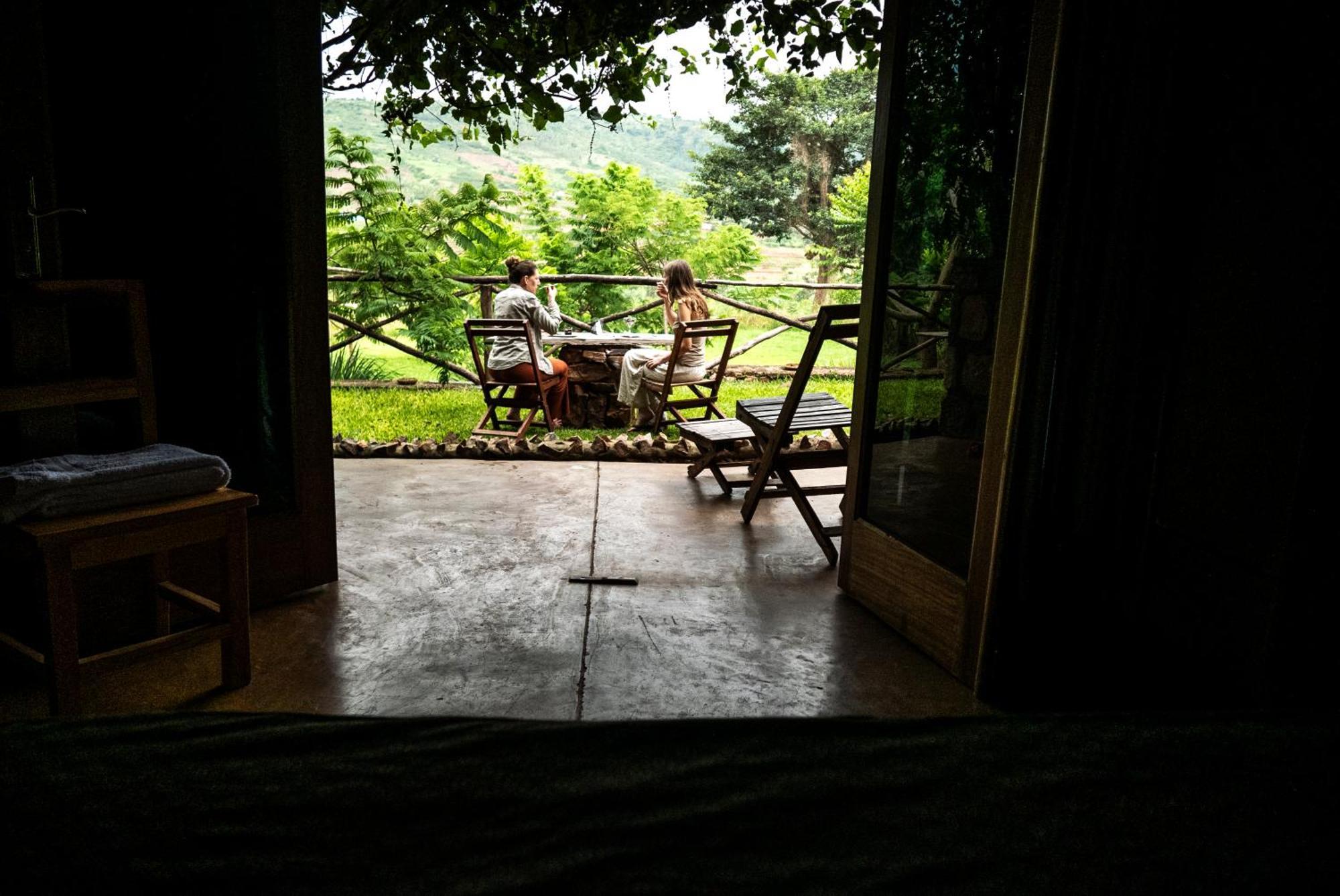 Akagera Transit Lodge 외부 사진